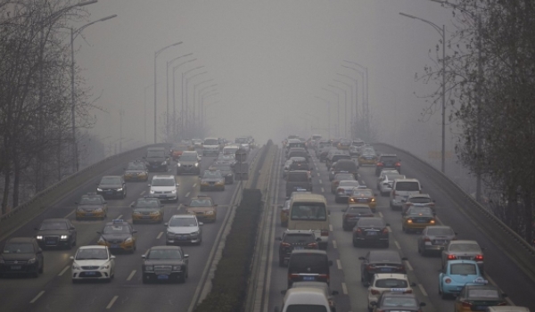 汽車尾氣超標怎么解決 更換火花塞、三元催化器、進排氣系統(tǒng)