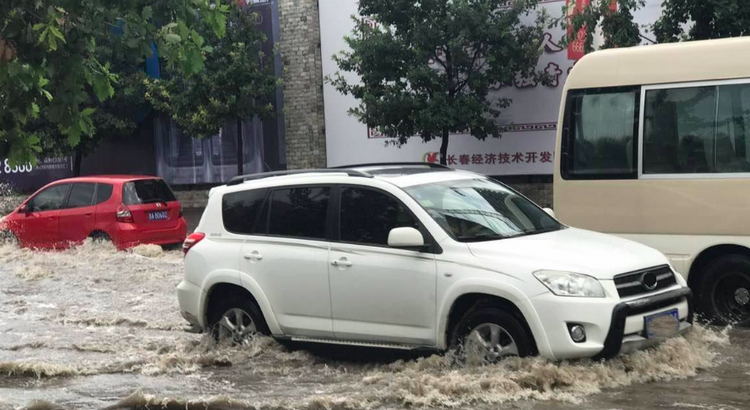 水浸車對汽車來說嚴(yán)重嗎