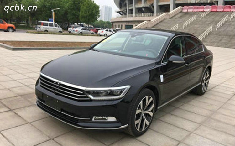 邁騰1.8T領(lǐng)先型停車(chē)后大燈左右發(fā)熱正常嗎