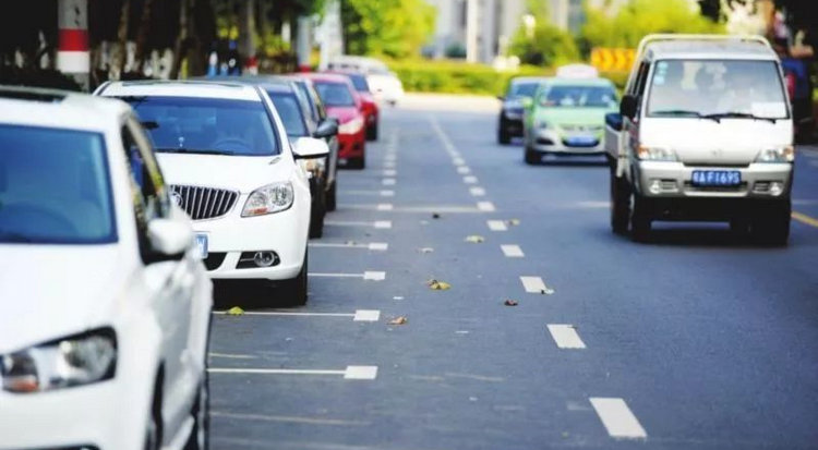 停車熄火省油還是不熄火省油