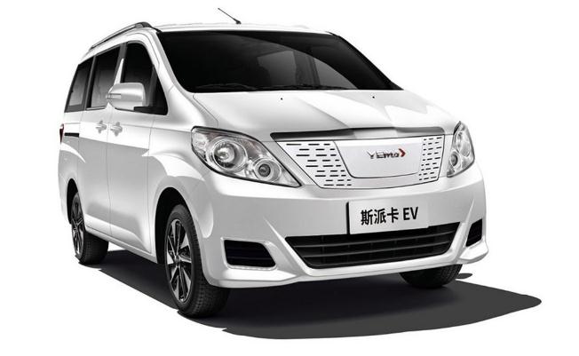 2021款野馬斯派卡EV，運動型車身更辣眼