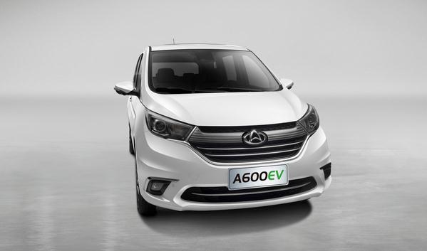 長(zhǎng)安歐尚A600EV上市，純電動(dòng)車(chē)型（續(xù)航402公里）