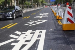 潮汐車道是什么意思，指的是可變車道