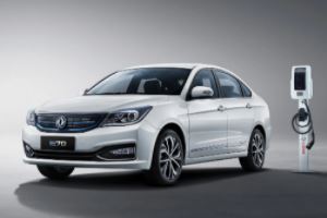 東風(fēng)e70電動(dòng)汽車報(bào)價(jià) 東風(fēng)e70新車僅售13.88萬(wàn)（續(xù)航能力好）