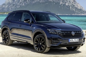 沃爾沃xc90和途銳哪個(gè)車(chē)好 途銳動(dòng)力更強(qiáng)(xc90車(chē)長(zhǎng)4.9米)