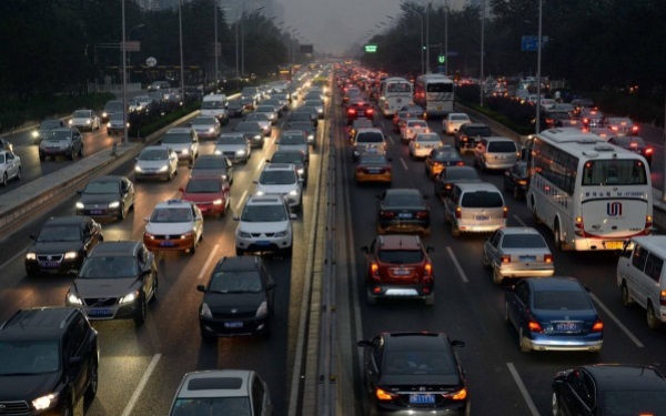 忘了車限號(hào)開了一天罰多少錢 忘記限號(hào)開車怎么辦