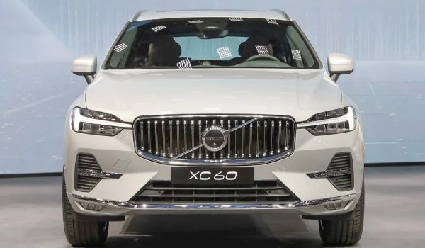 沃爾沃xc60保養(yǎng)機(jī)油加多少升 機(jī)油加5L左右(使用5w30型號(hào))