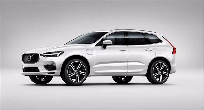 沃爾沃xc60電混新款價(jià)格，官方指導(dǎo)價(jià)為37.39萬(wàn)-47.49萬(wàn)