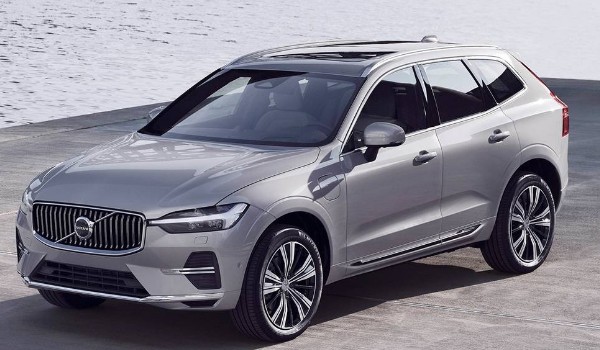 雷克薩斯nx和沃爾沃xc60哪個(gè)更好 xc60馬力可達(dá)250匹(車身軸距2865mm)