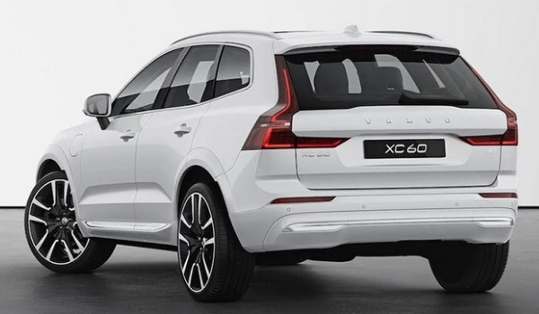 雷克薩斯nx和沃爾沃xc60哪個(gè)更好 xc60馬力可達(dá)250匹(車身軸距2865mm)